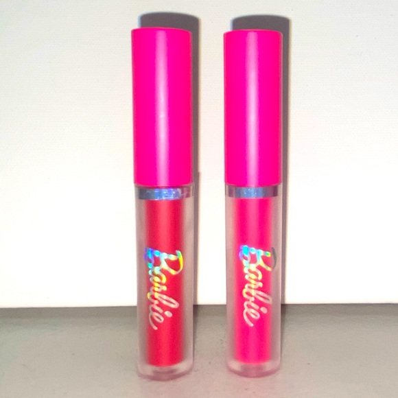 BARBIE Beauty Gift Box Lipsticks, Lip Gloss, Perfume, Lipliners, and More - Picture 4 of 5